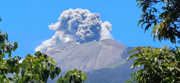 Phivolcs: Kanlaon highly explosive eruption possible