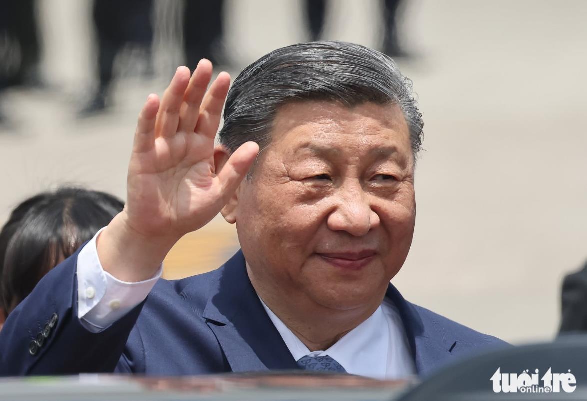 Chinese Party General Secretary, President Xi Jinping arrives in Hanoi for state visit