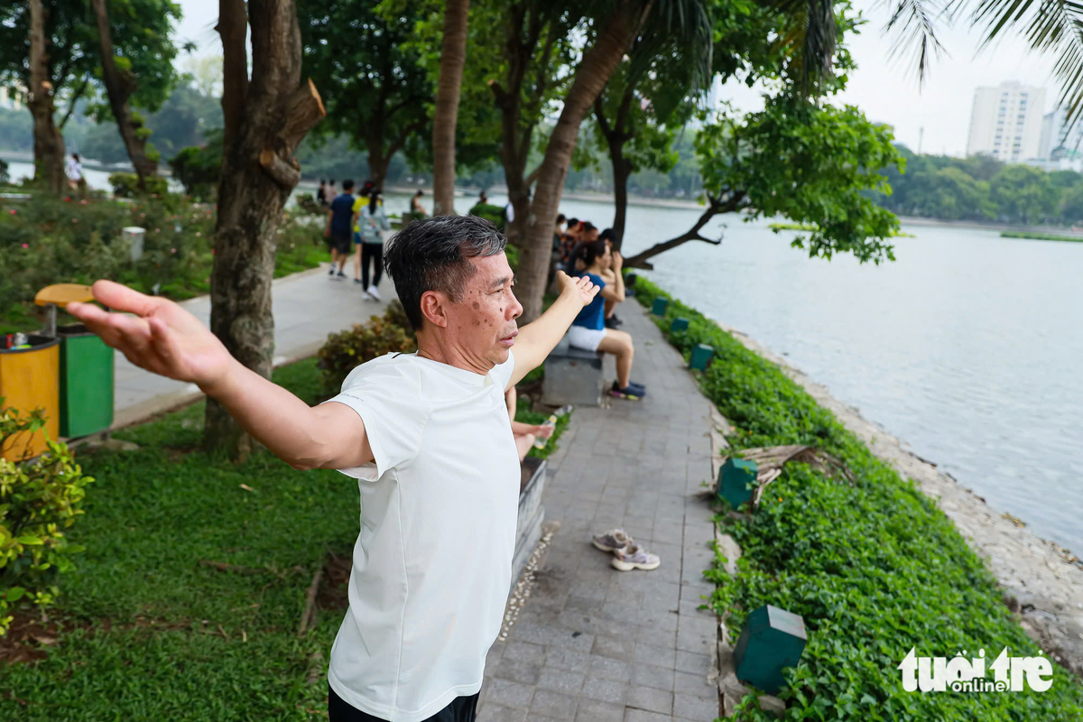 Hanoi's largest park reopens after major renovation