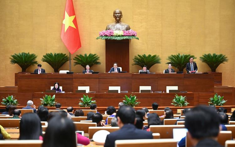 Vietnamese legislature approves multiple incentives to attract investors in railway sector
