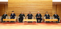 Prime Minister Shigeru Ishiba (center) and others attend an extraordinary cabinet meeting at the prime minister's office in Tokyo on Friday.