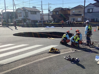 The site of the sinkhole that appeared at an intersection in Yashio, Saitama Prefecture, Jan. 28 (Courtesy of the prefecture)