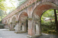 The Suirokaku Aqueduct in the city of Kyoto (Courtesy of the Agency for Cultural Affairs)