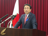Economic revitalization minister Ryosei Akazawa speaks at a press conference in Tokyo on Tuesday.