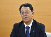 Keihan Holdings President Yoshihiro Hirakawa speaks in an interview in Osaka on Aug. 19.